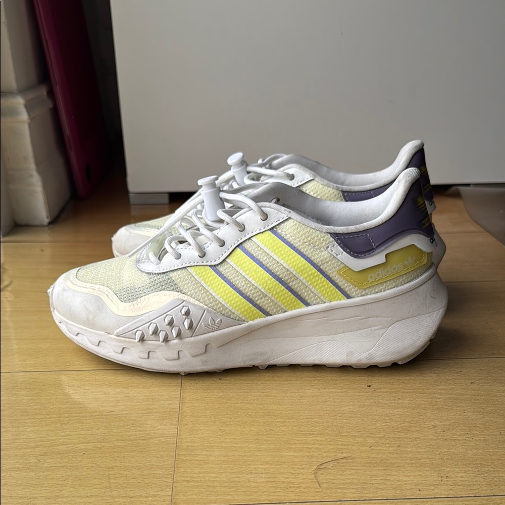 Adidas Women's Cream and Yellow Sneakers